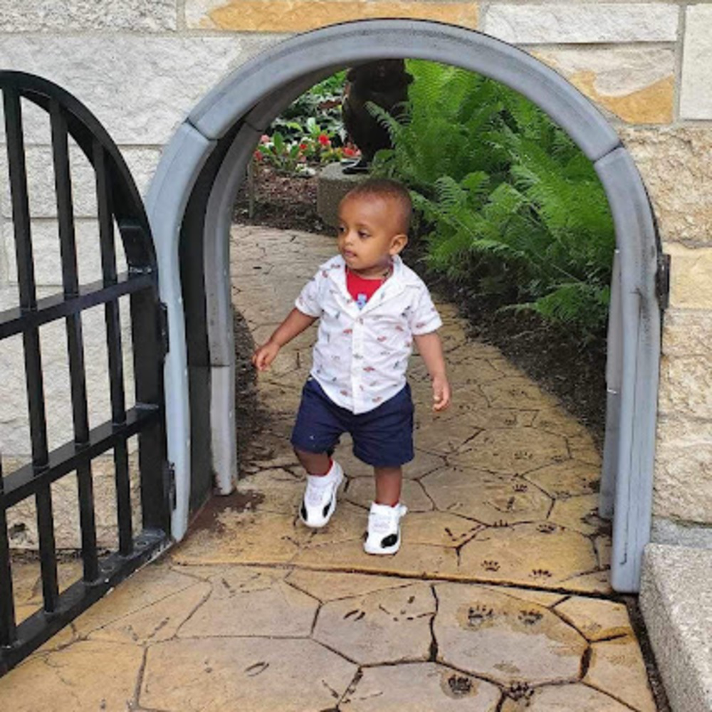 Meet your Posher, Mebratu